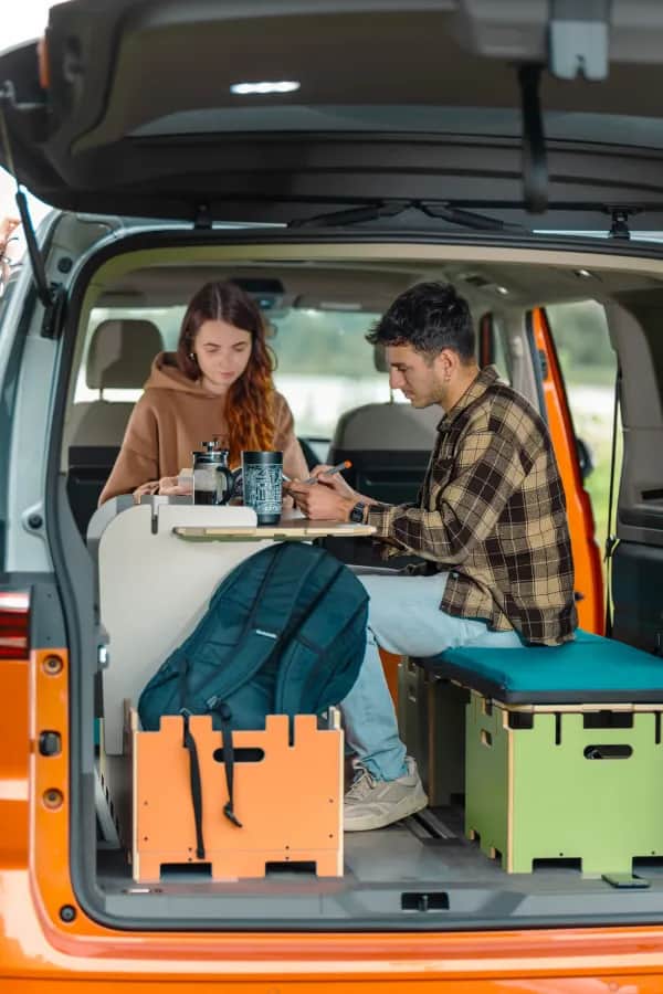 Individuelle Module für Transporter umbauen
